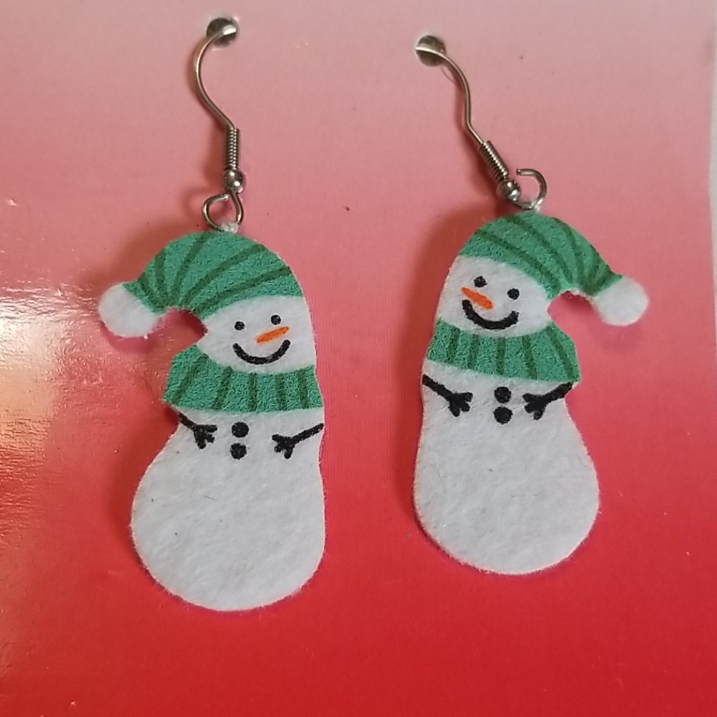 New Hallmark Felt Snowman Earrings